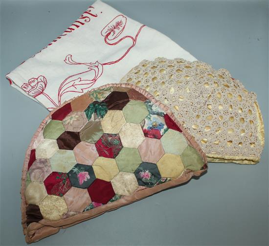 Qty of linen & patchwork & tea cosy